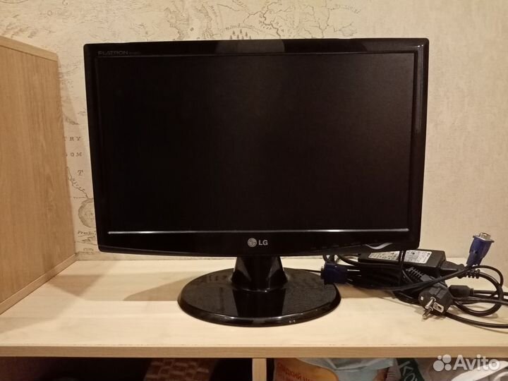 Монитор LG