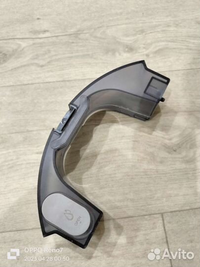 Робот пылесос