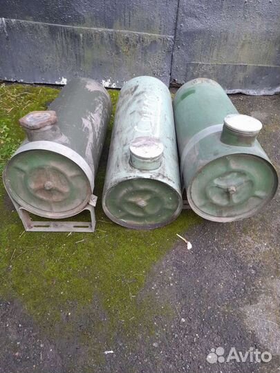 Канистры металлические 20 литров