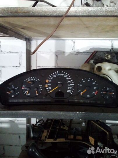 Щиток mercedes w 140