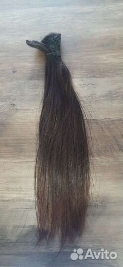 Волосы на заколках