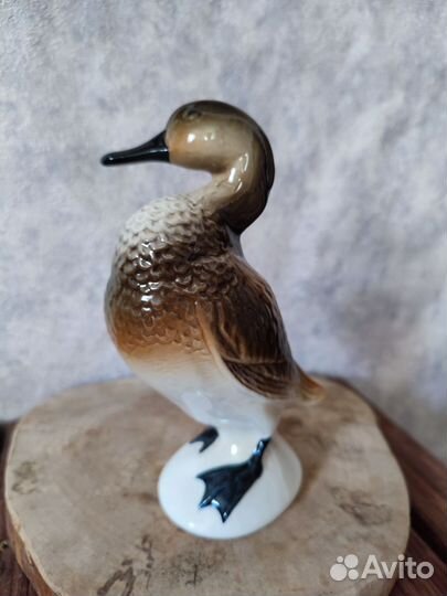 Статуэтка утка чирок фарфор сувенир