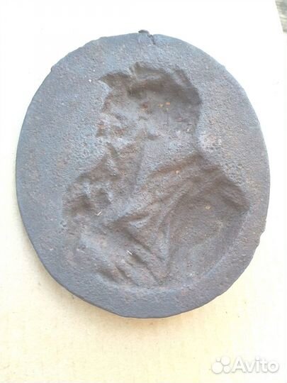 Барельеф. Апостол Павел. Касли. Чугун. Редкость