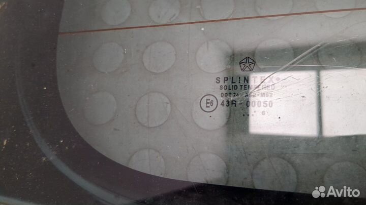 Стекло заднее Jeep Grand Cherokee, 2006