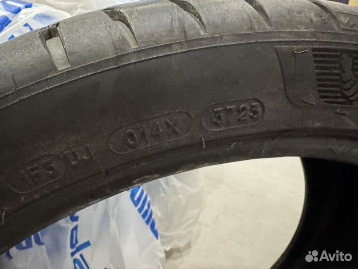 Michelin Pilot Sport 4 S 225/40 R19 и 255/35 R19 96Y