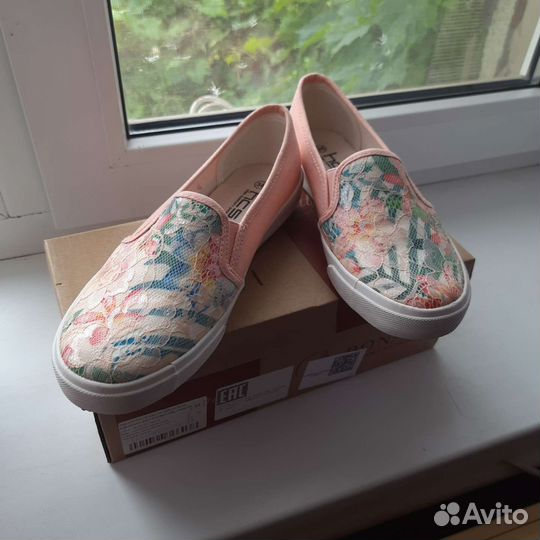 Слипоны женские