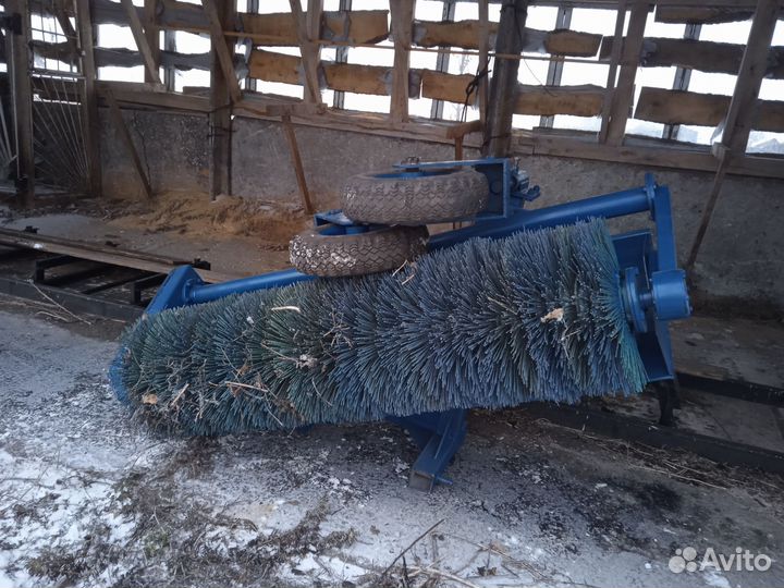 Щётка коммунальная