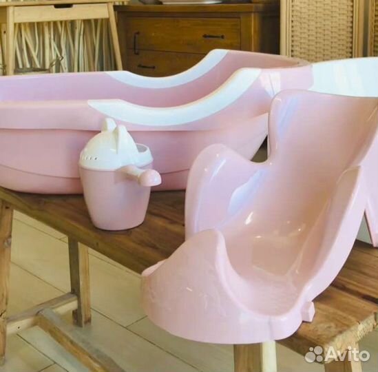 Ванночка для купания с горкой и ковшом