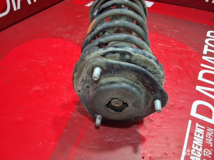 Стойка Toyota Gaia ACM10G (Переднее Правое)