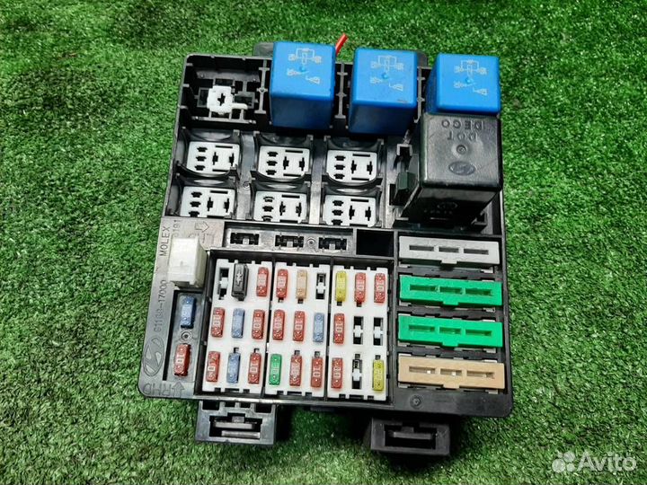 Блок предохранителей салонный Hyundai Matrix 2004