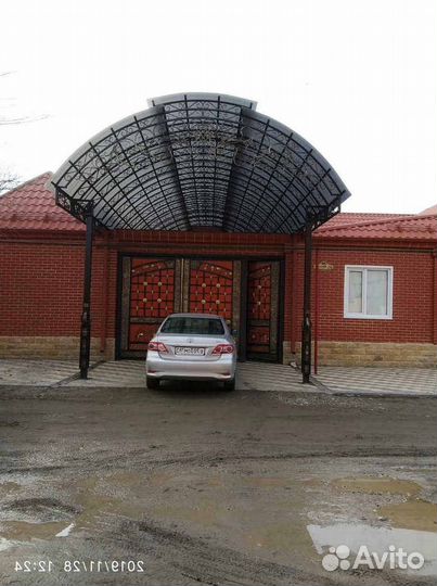 Кованные навесы ворота перила