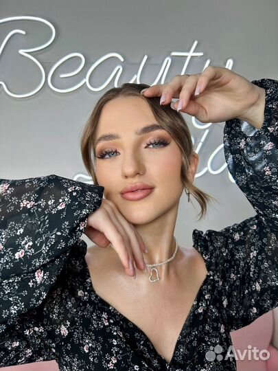 Визажист свадебный макияж макияж прическа