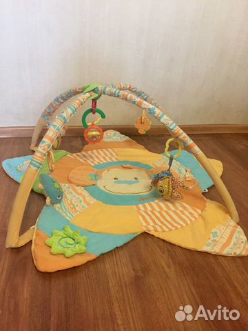 Развивающий коврик для малышей