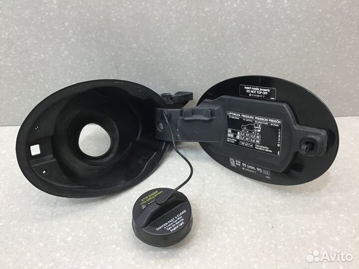 Лючок бензобака Mercedes Benz GL-Class X164 2006-2