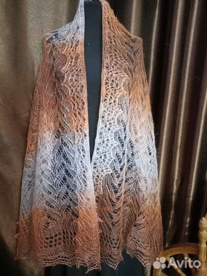 Пуховый платок шаль ручная работа