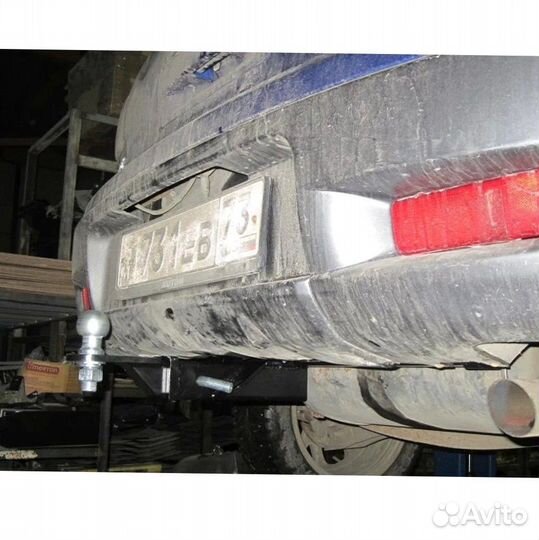 Фаркоп Mitsubishi Outlander съемное крепление шара