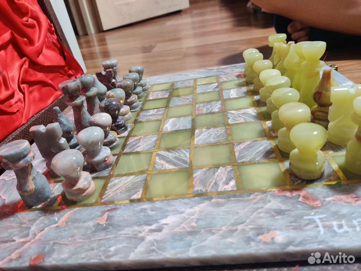 Шахматы ручной работы новые