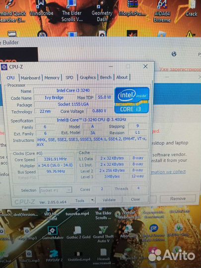Материнская плата с процессором и памятью