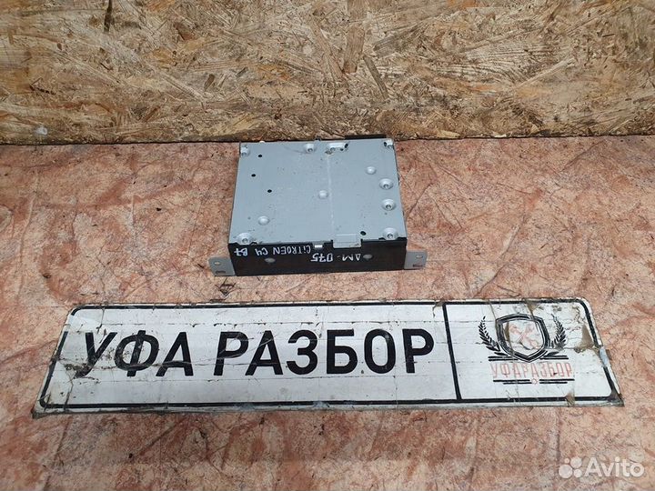 Магнитола 1,6 АКПП EP6 Citroen C4 (B7) 2011