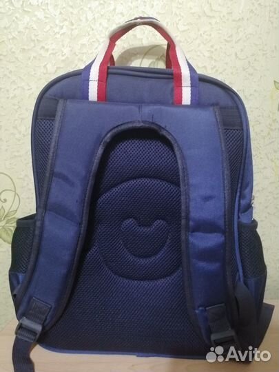 Рюкзак школьный