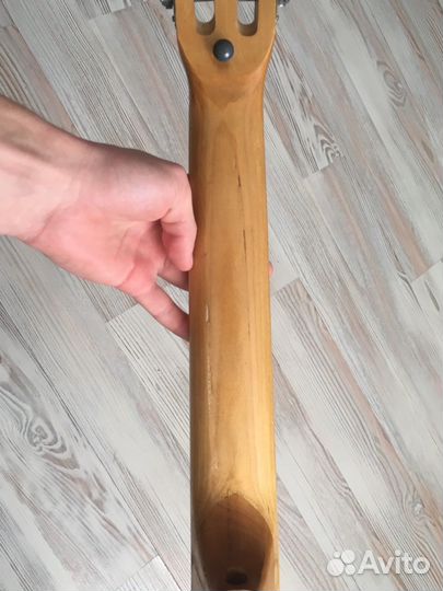 Гриф от гитары