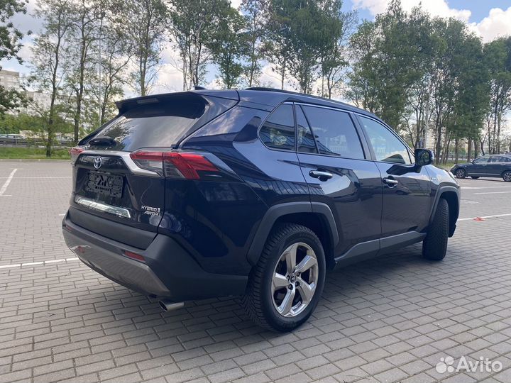 Toyota RAV4 2.5 CVT, 2019, 68 000 км