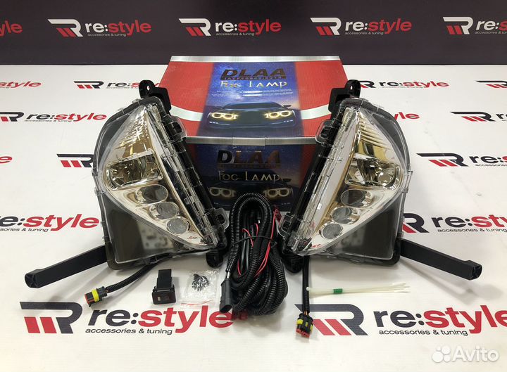 Туманки Toyota Prius 50 S2084