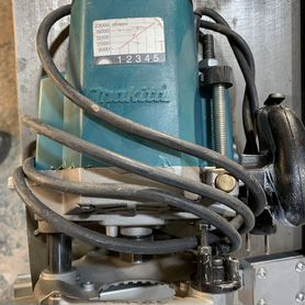 Фрезер Makita 3612c