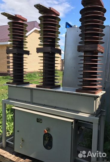 Высоковольтный выключатель