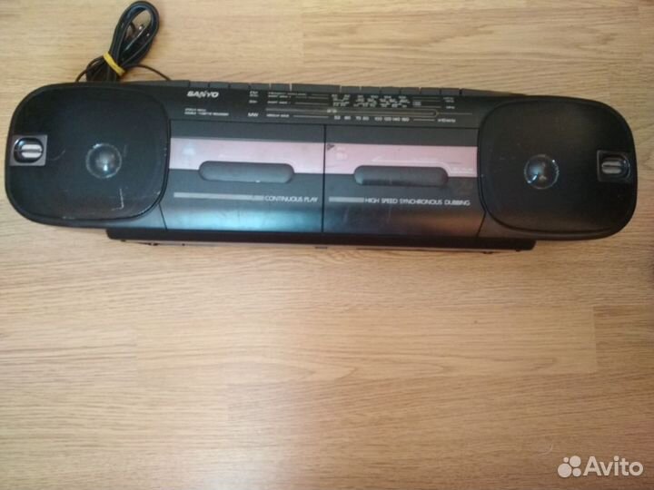 Двухкассетная магнитола Sanyo MW719k