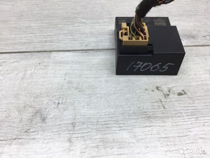 Кнопка открывания багажника Audi A7 седан cduc