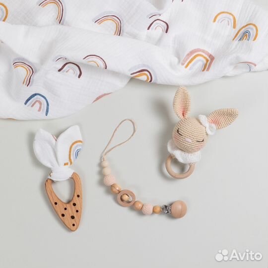 Набор погремушка,держатель для пустышки и грызунок