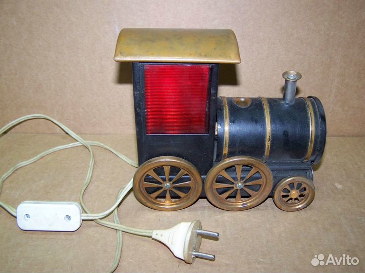 Светильник паровоз