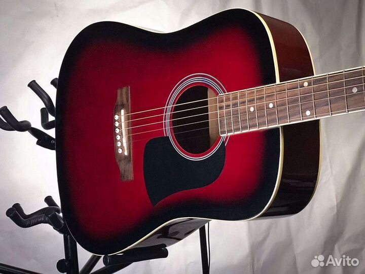 Гитара с чехлом