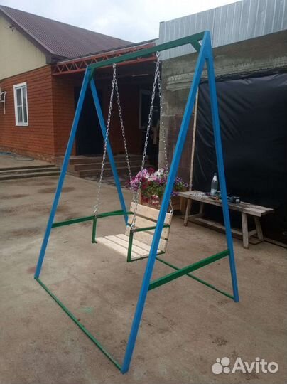 Детская качеля