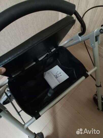 Ходунки для взрослых на колесах с сиденьем