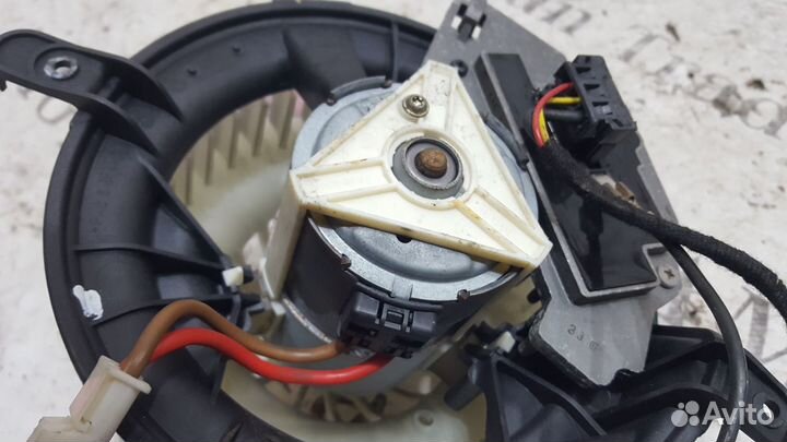 Мотор печки рестайл на Mercedes-Benz W210