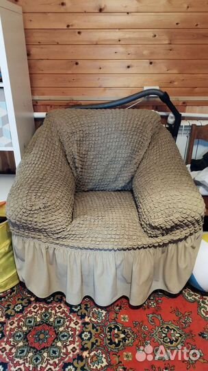 Кожаное кресло