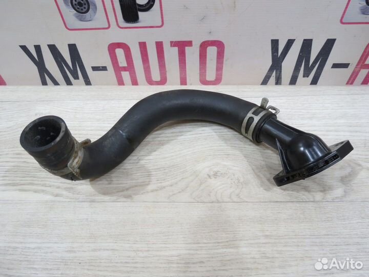 Патрубок системы охлаждения Kia Rio 4