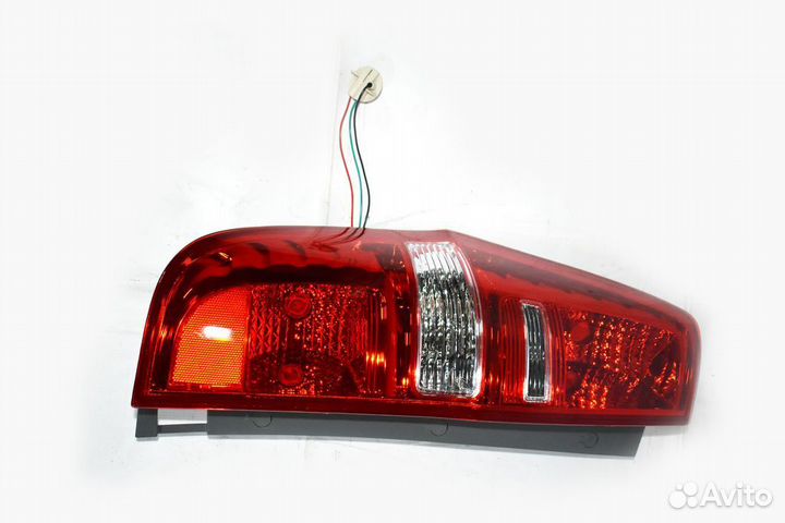 Фонарь левый задний в крыло