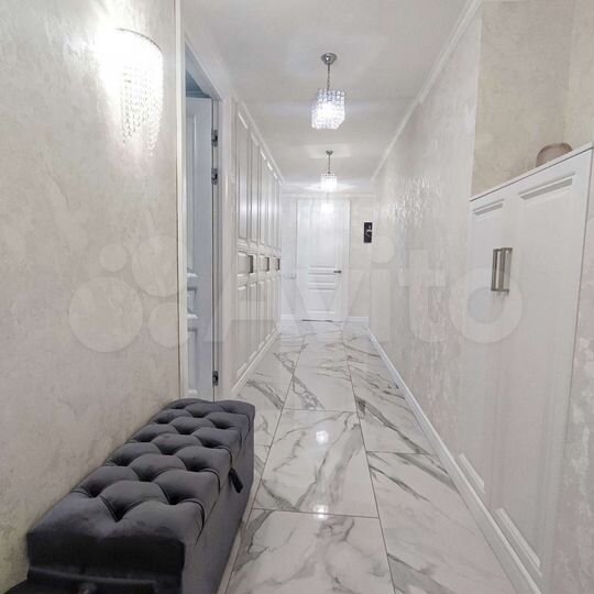 4-к. квартира, 117 м², 9/31 эт.