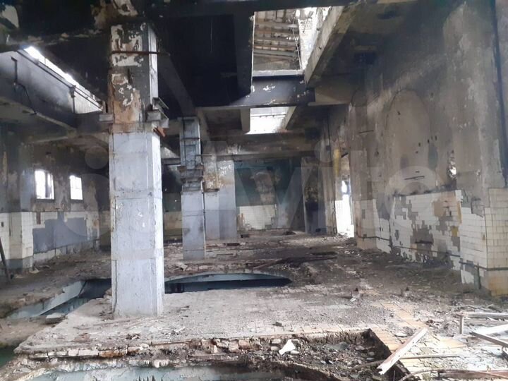 Здание, 4086 м²