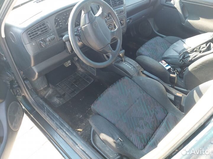 В разборе Volkswagen Golf 3 1.8 АКПП