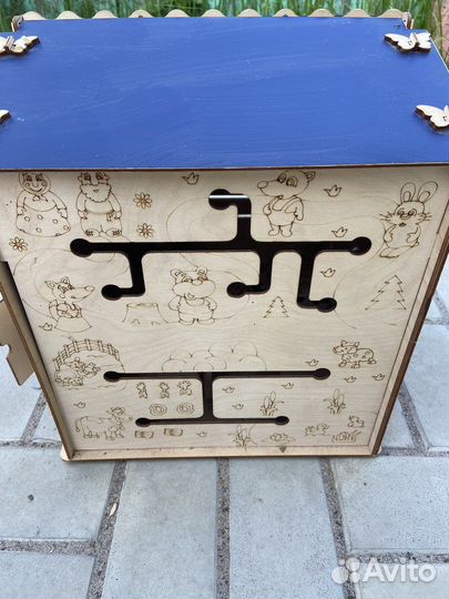 Детский игровой домик из дерева