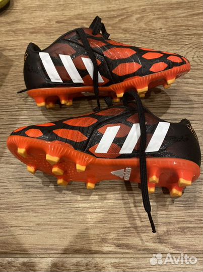 Бутсы Adidas Predator