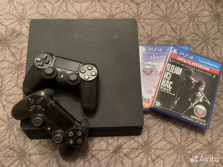 Sony Playstation 4 Slim 1TB CUH-2208B