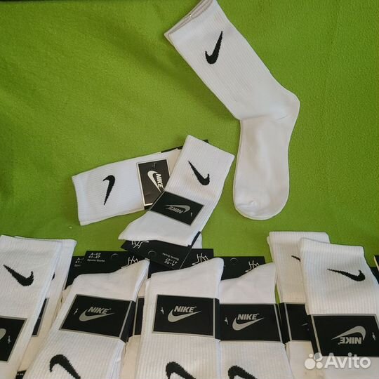Носки Nike белые высоки