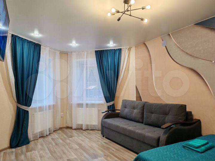 2-к. квартира, 57 м², 1/16 эт.