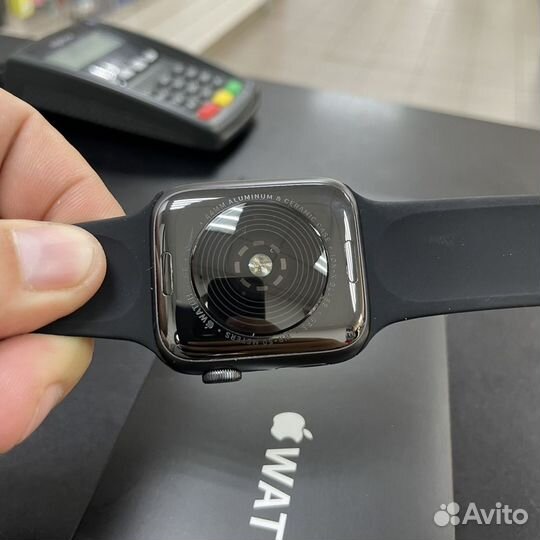 Apple Watch Series SE, 44mm Space Gray рст 724078