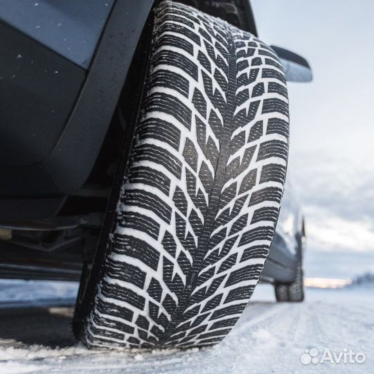 Nokian Tyres Hakkapeliitta R3 SUV 255/55 R20 110R